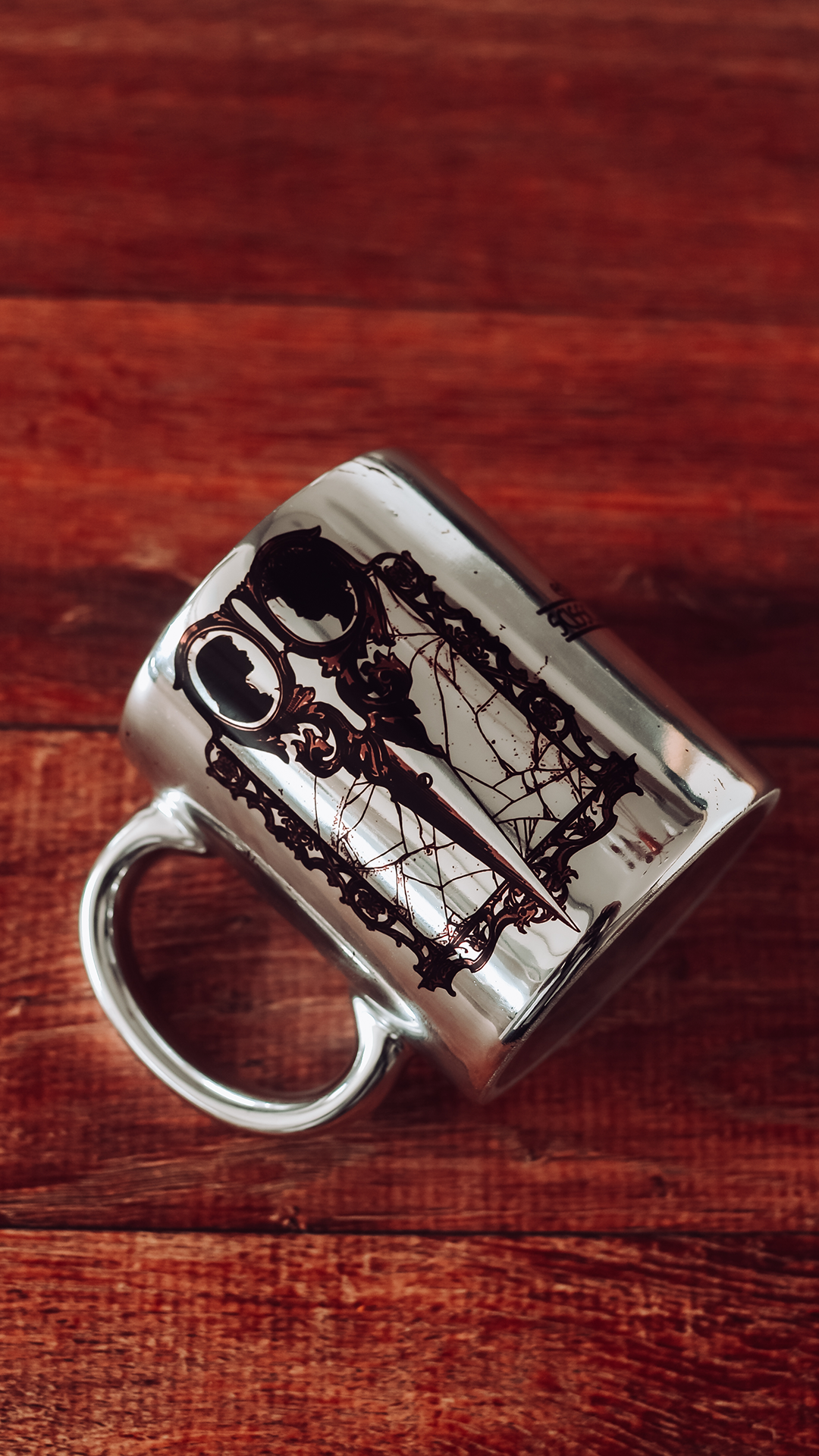 CANECA-PERSONALIZADA-PRATA-EDWARD-MAOS-DE-TESOURA-