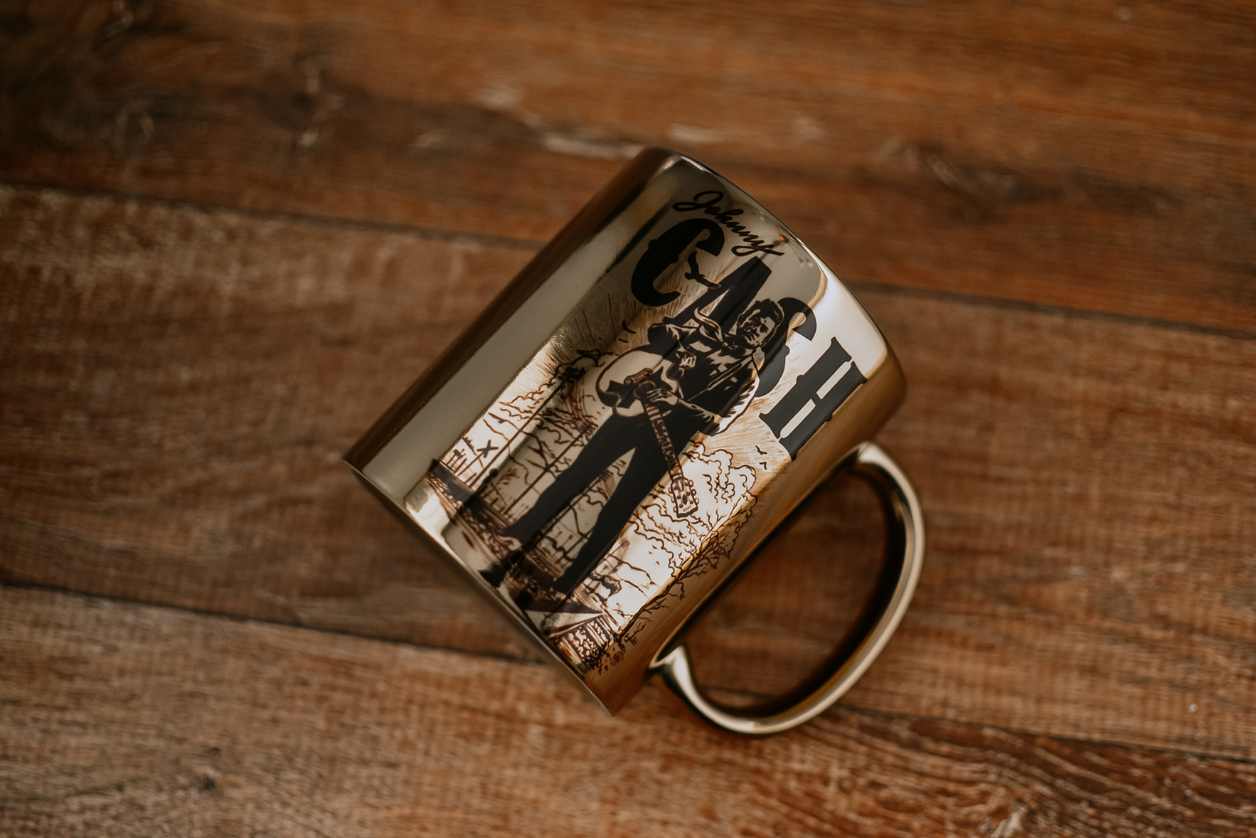 JONES-RODRIGUES-CANECA-JOHNNY-CASH-
