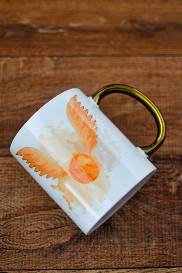 JONES-RODRIGUES-CANECA-POMO-DE-OURO